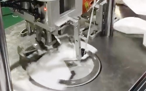 口罩點(diǎn)焊機(jī)的超聲波是什么呢？