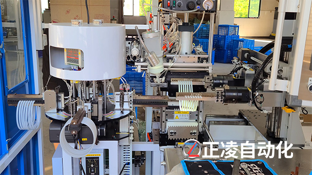 正凌密封圈自動(dòng)化粘接機(jī)：顛覆傳統(tǒng)，開(kāi)啟密封圈生產(chǎn)新紀(jì)元